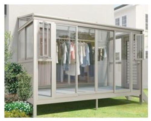 1%E3%82%B5%E3%83%8B%E3%83%BC%E3%82%B8%E3%83%A5